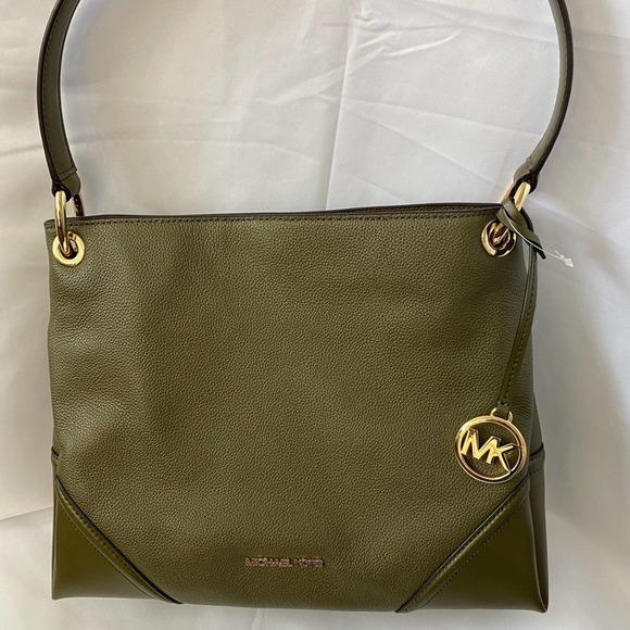 NWT Michael Kors Nicole Medium Shoulder Bag - Picture 1 of 4